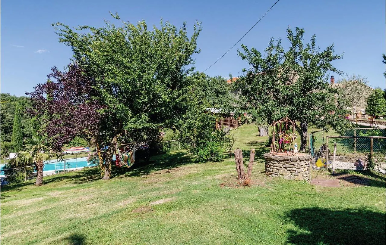 Palazzo 1P Apartment Polvano Italy